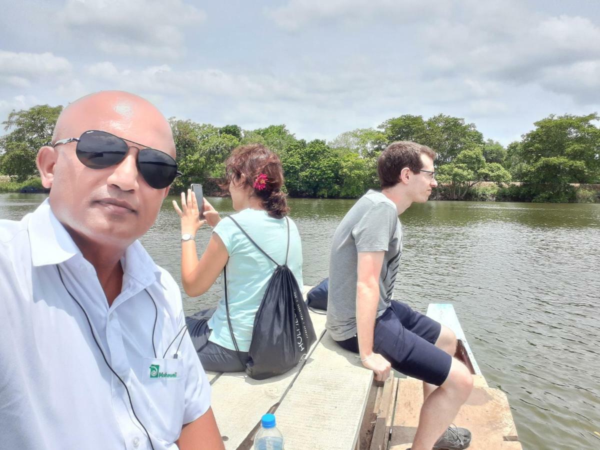 Senomaal Sigiri Resort ดัมบูลลา ภายนอก รูปภาพ